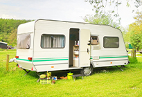 Recreational insurance – winter activity imagery